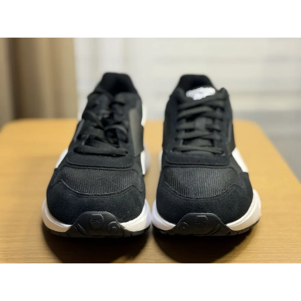 Reebok Women Suede Leather Glide DMX Sneaker Black with White Stripes Size 9.5 M